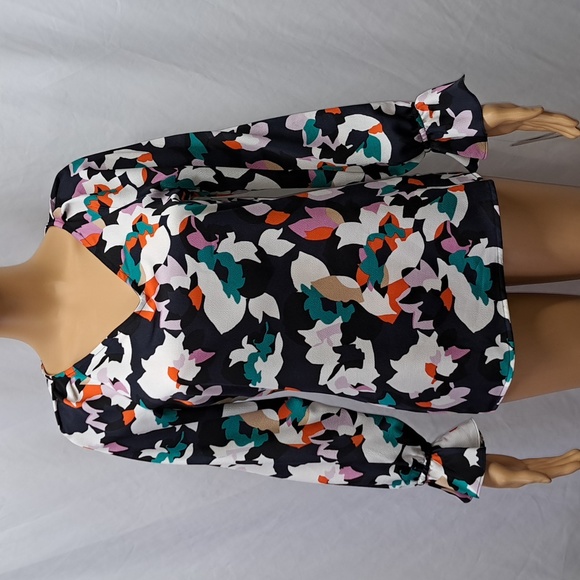 Bar III Floral-Print V-Neck Top, Bar Navy Combo - Picture 2 of 10